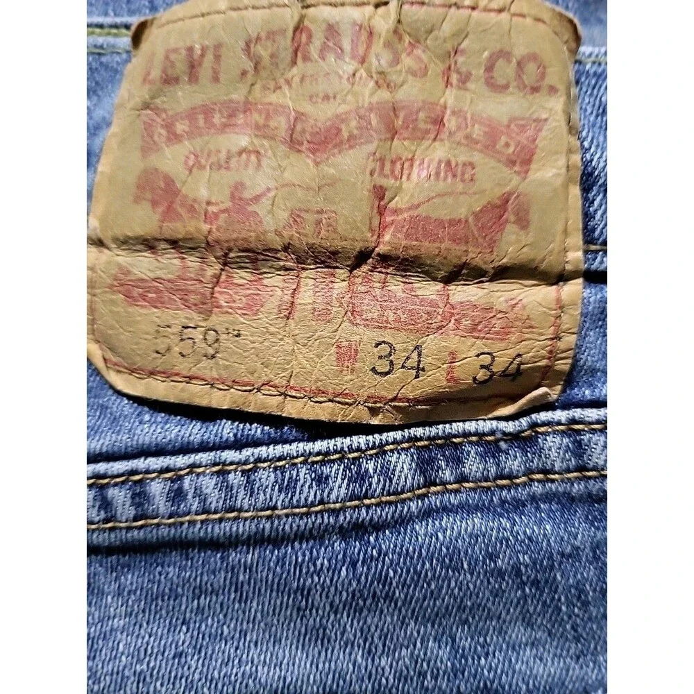 Levis levi 559