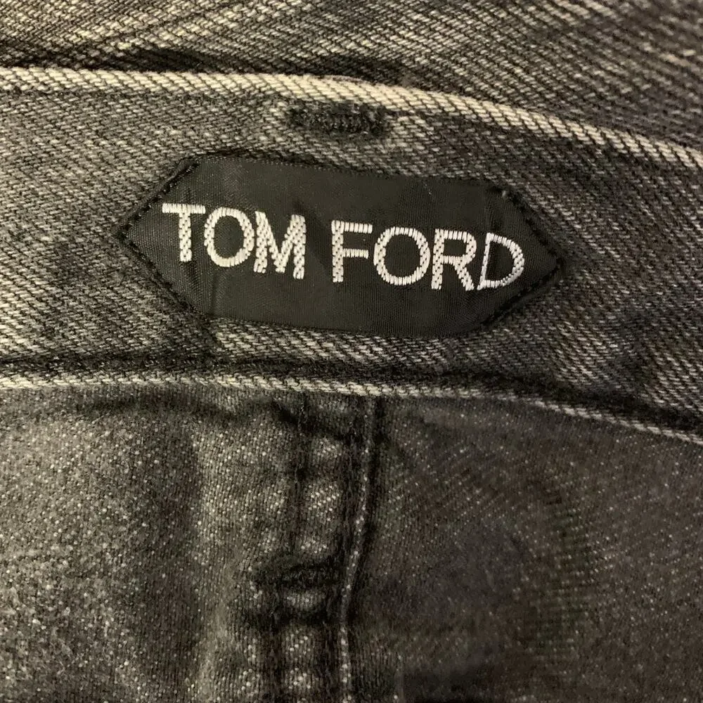 Tom Ford generis located