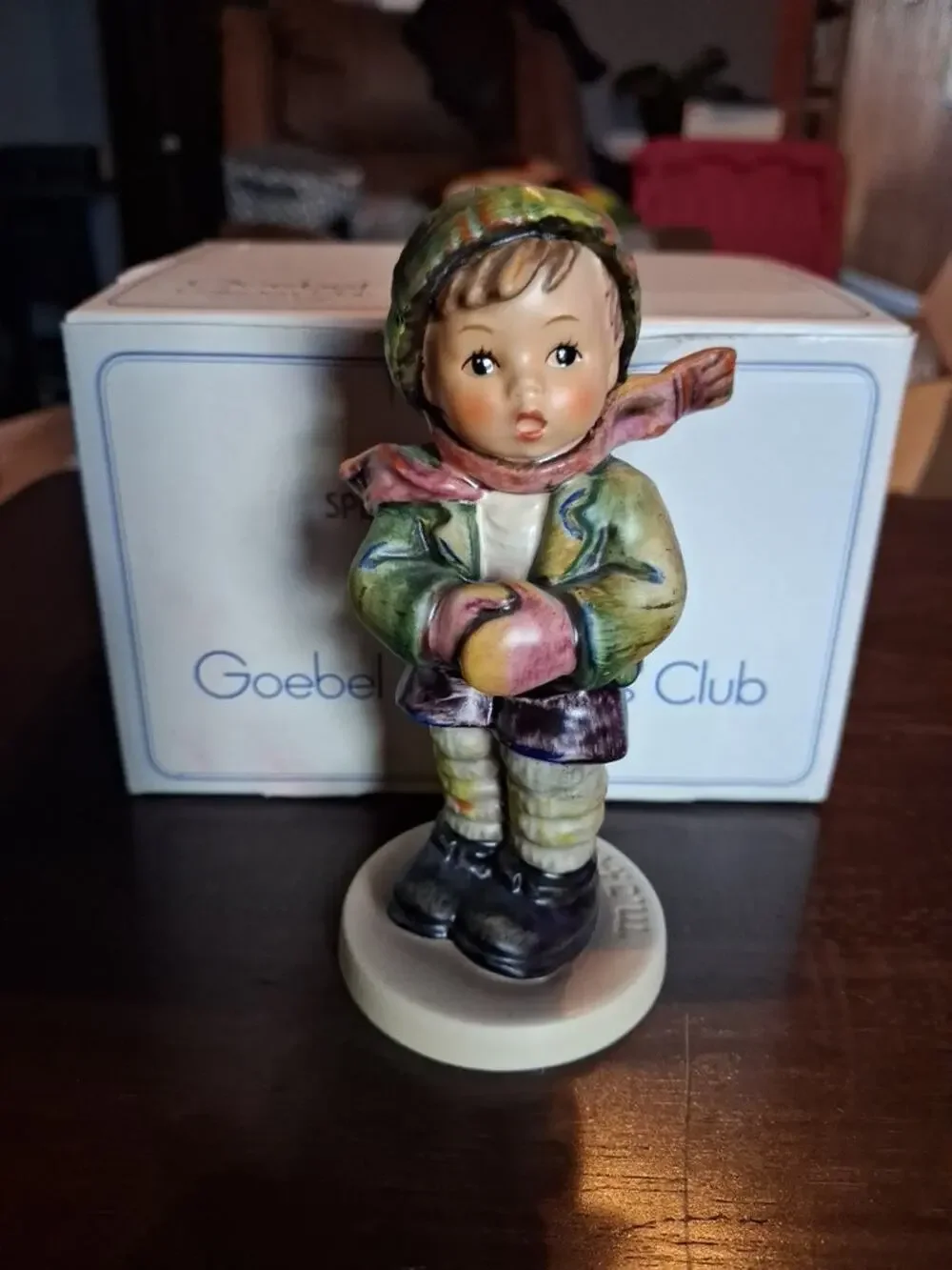 Goebel HUMMEL TMK 6 Collectors Club 