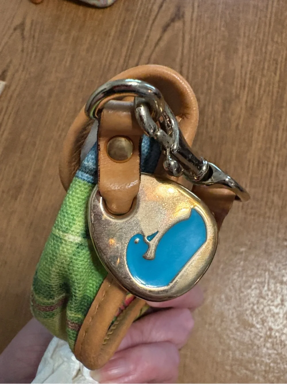 Dooney & Bourke compact dooney