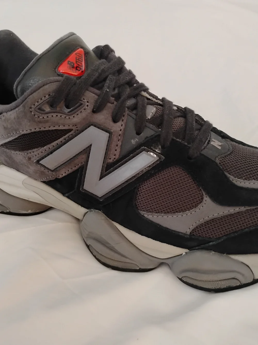 New Balance 9060 Men's Size 11.5 Suede Black Castlerock Grey Sneakers U9060BLK