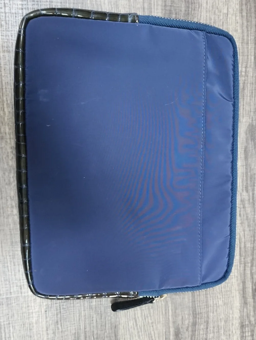 Brighton sleek blue