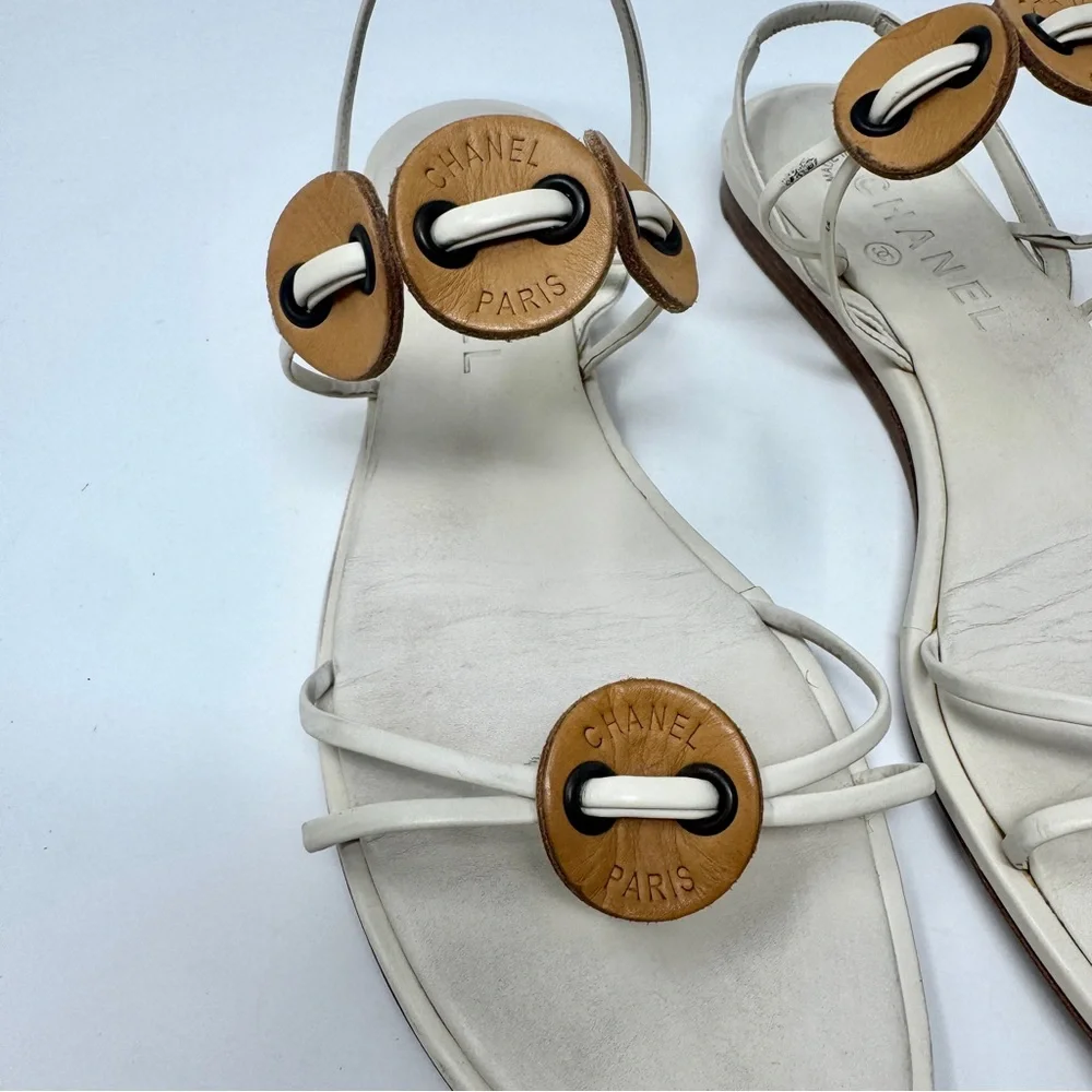 CHANEL authentic flat