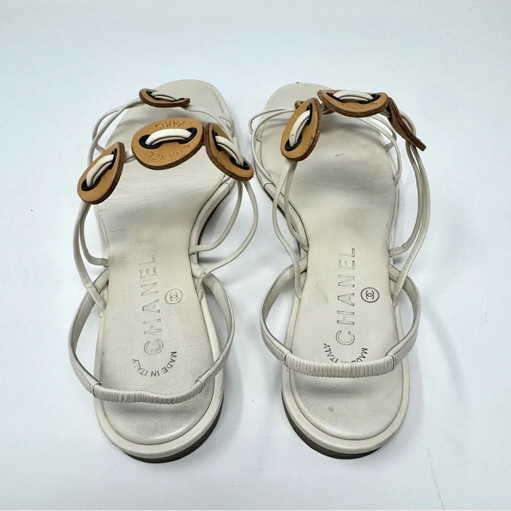 CHANEL authentic flat