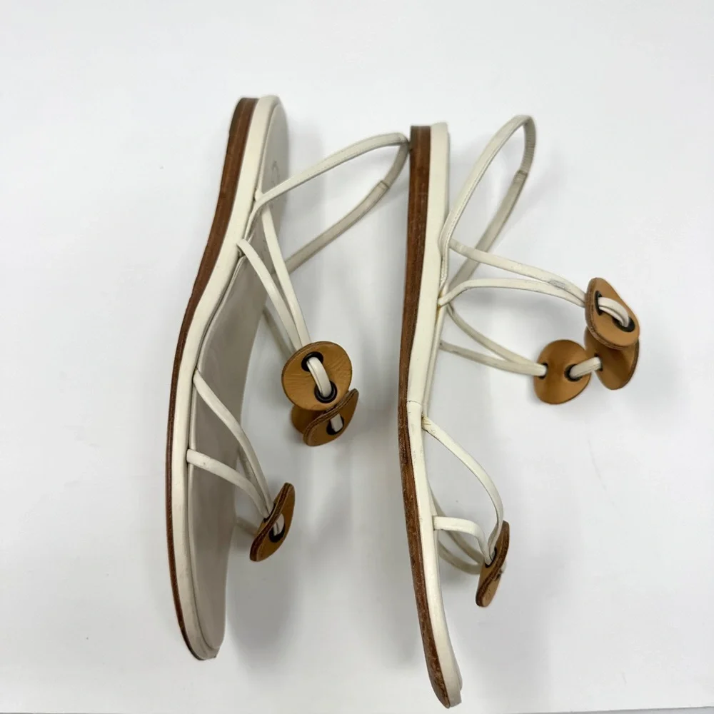 CHANEL authentic flat