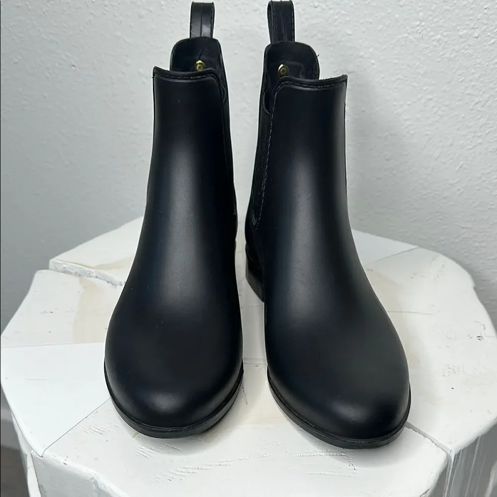 Sam Edelman stay stylish