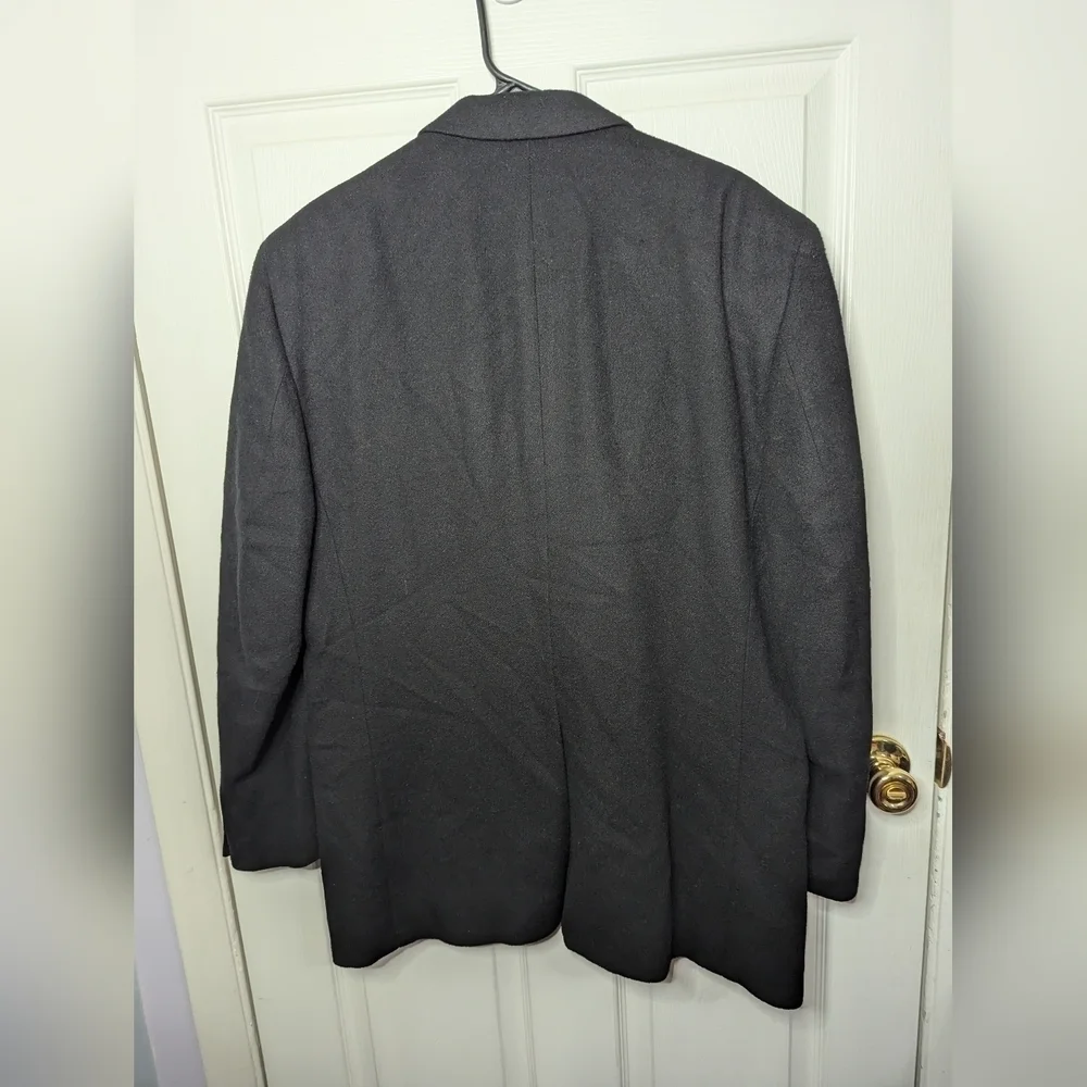 Jos. A. Bank this item