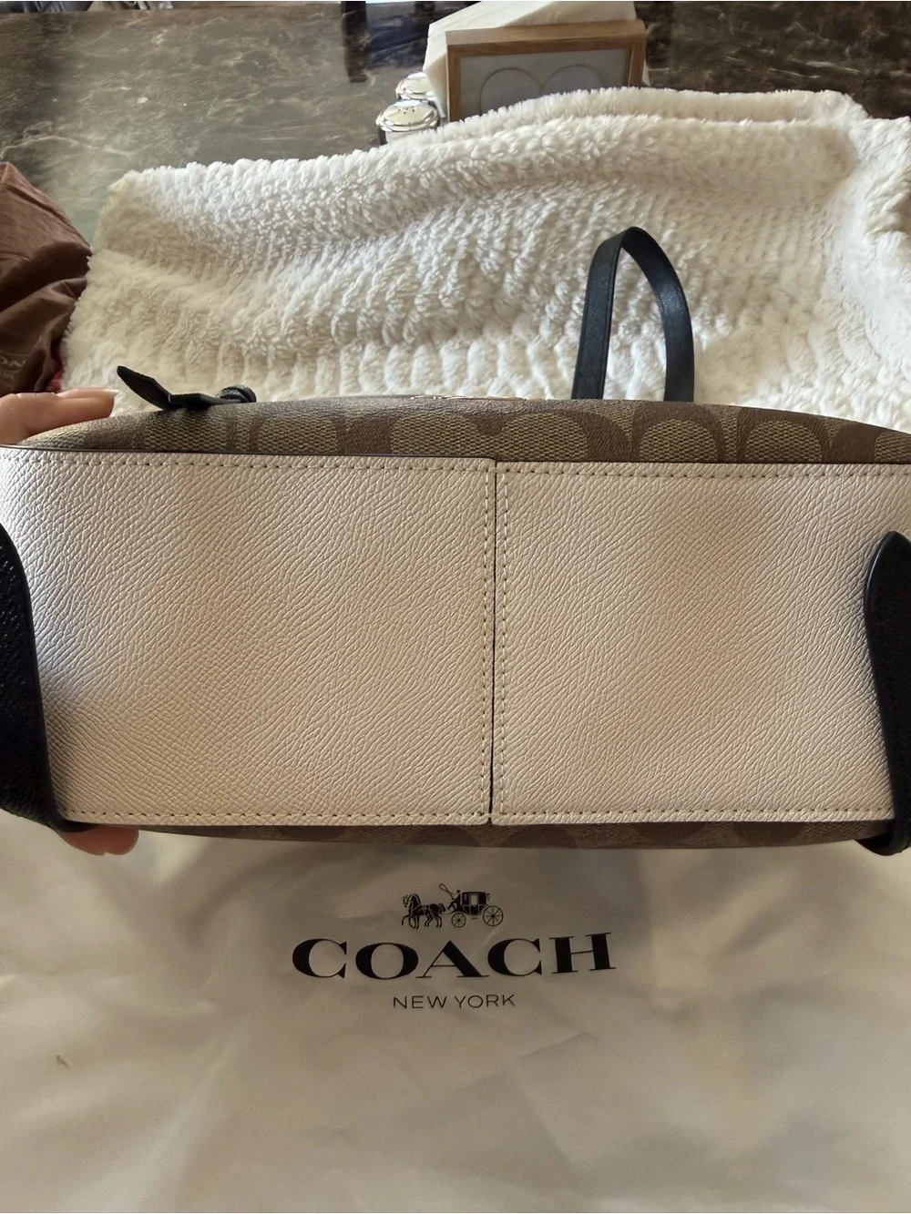 Coach compact mini