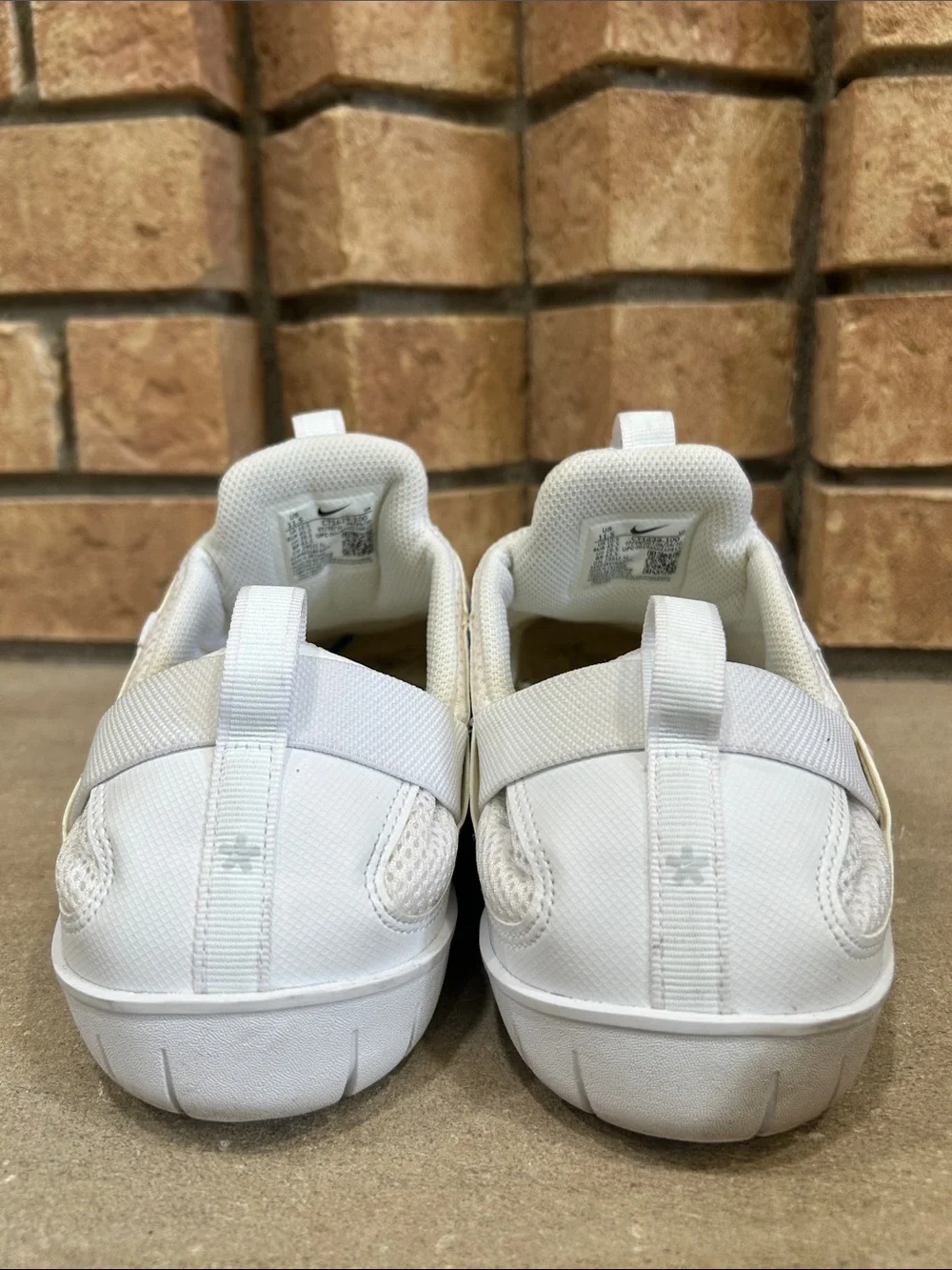 Nike minimal slip