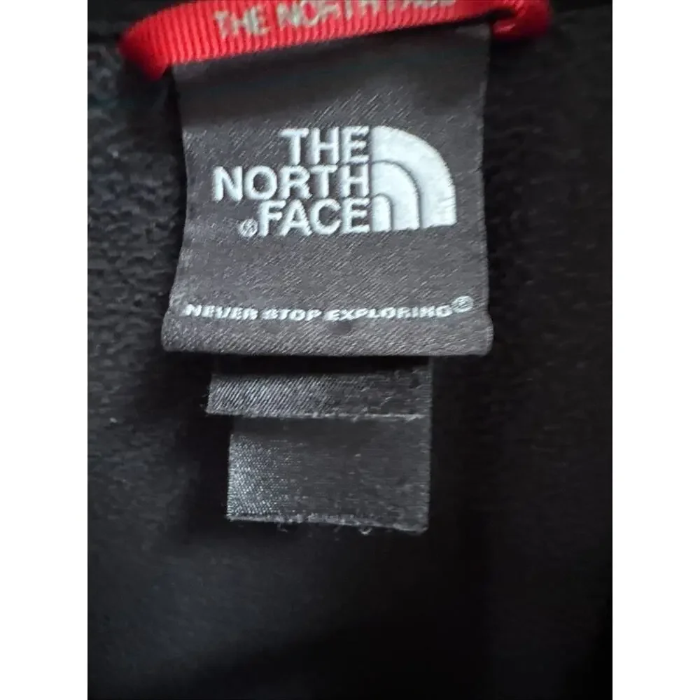 The North Face pullover easy designed