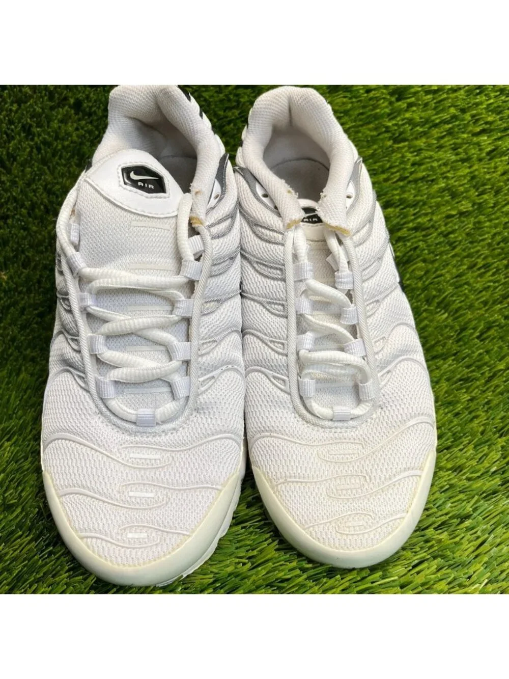 Nike marks prior before