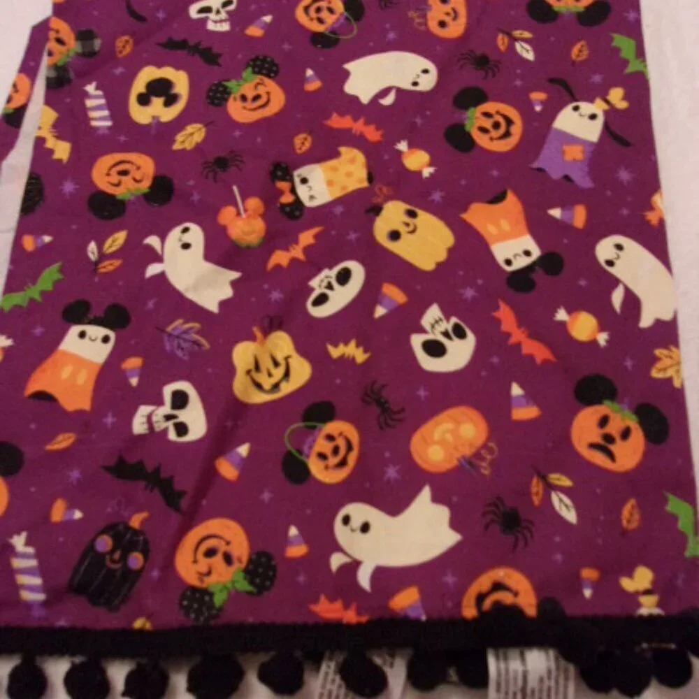 Disney Parks Mickey Halloween Kitchen Towels New