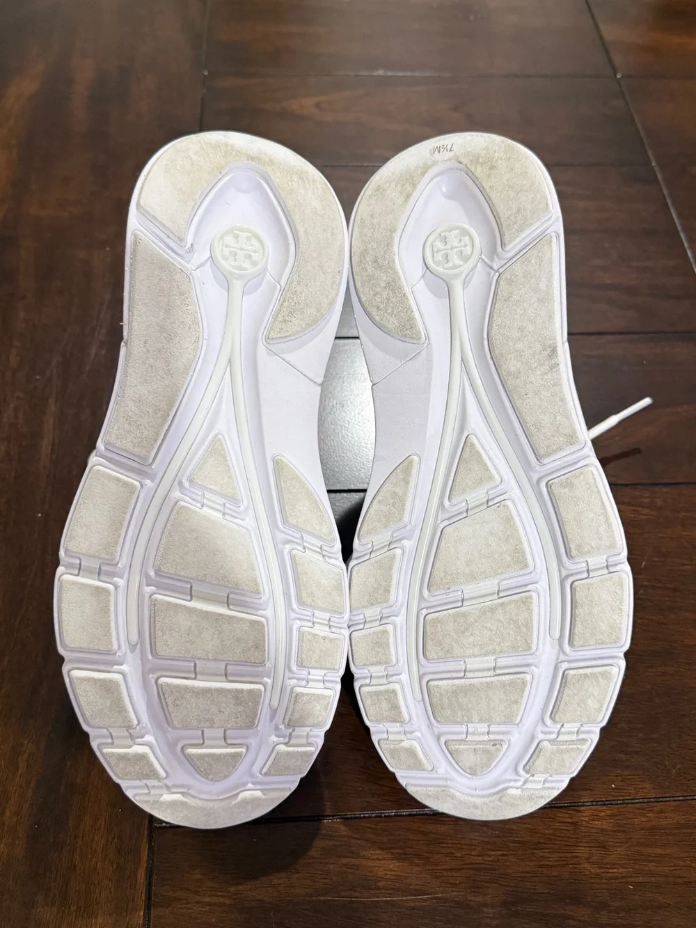Tory Burch tory burch