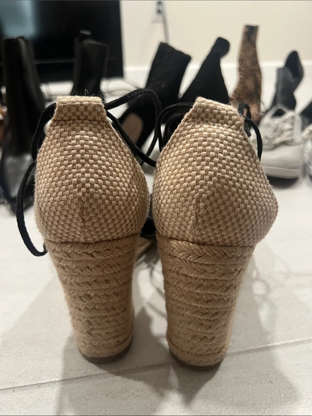 Steve Madden black espadrille