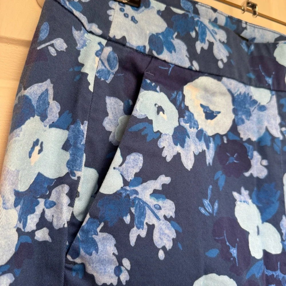 J. CREW 6 TALL Remi Blue Floral Re-Imagined Watercolor Pants Womens size 6T