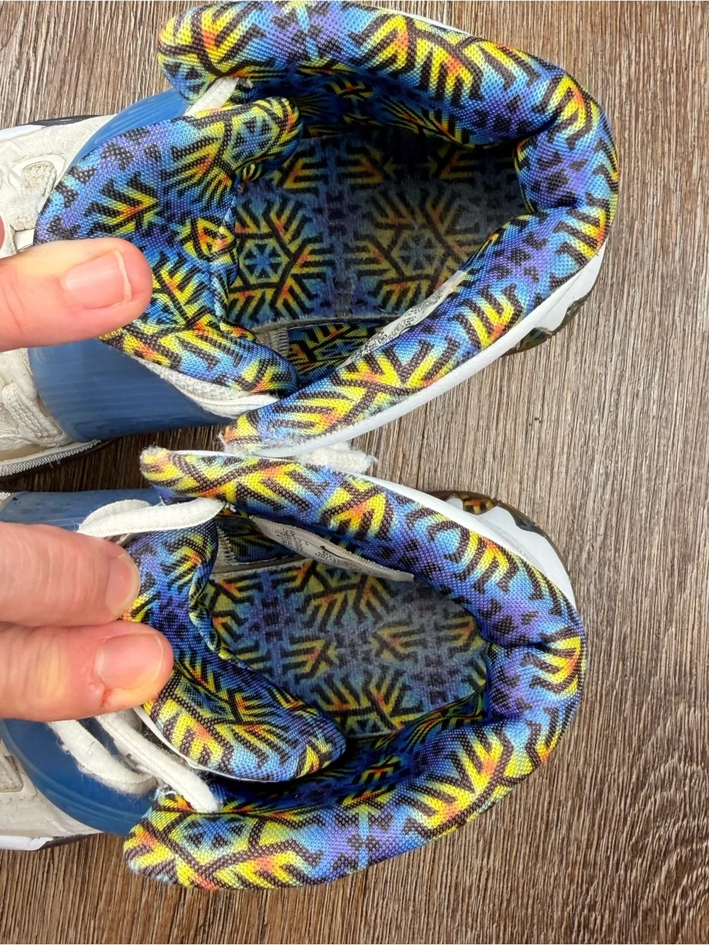 Nike kyrie sapphire