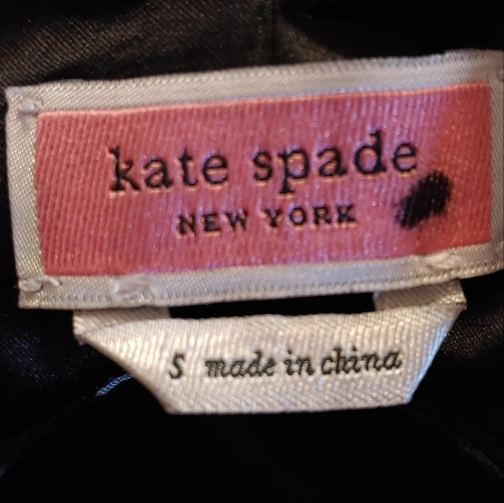 kate spade exhibiting voguish