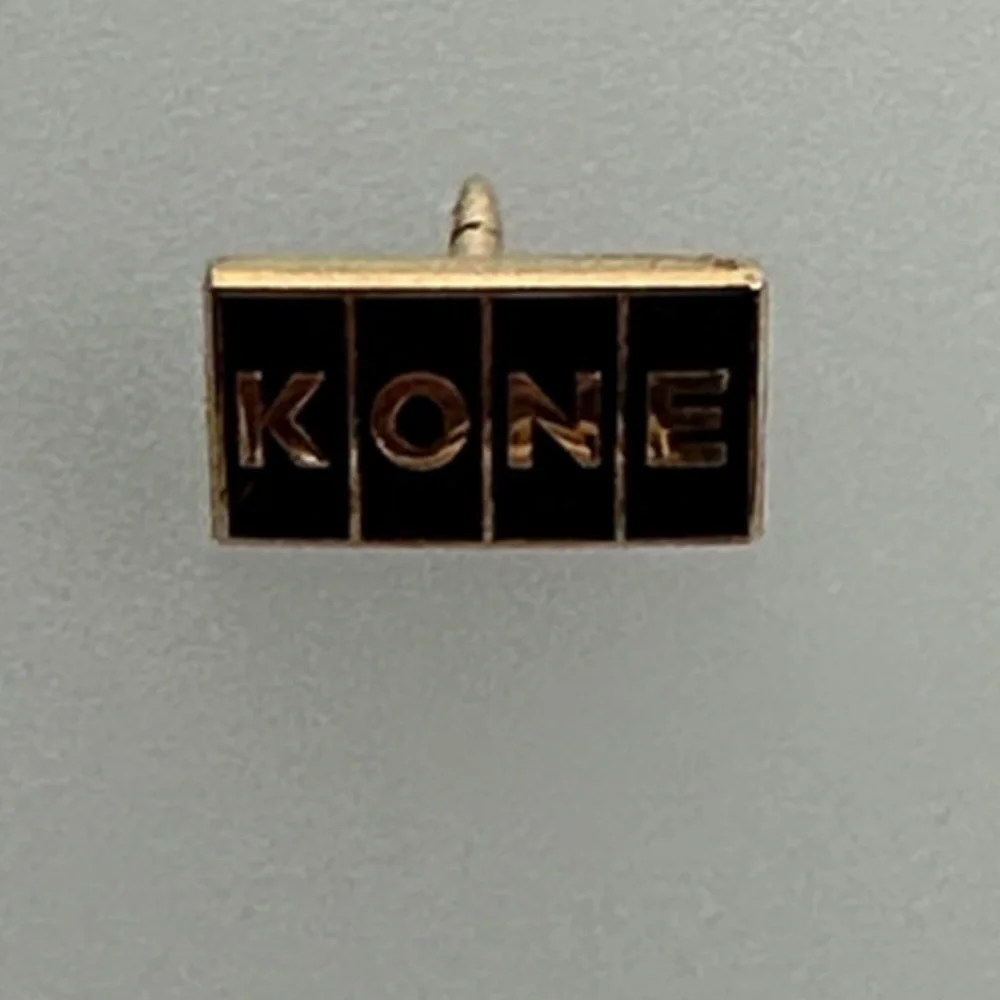 10k Gold elegant black
