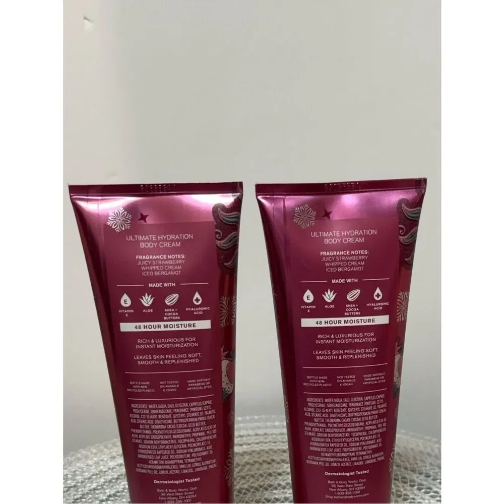 Bath & Body Works bbw strawberry