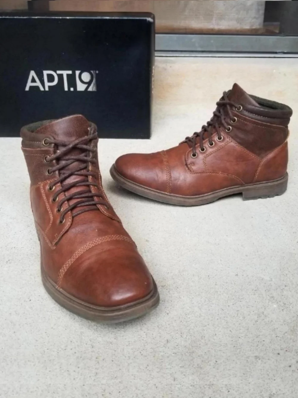 Men's 8 Chestnut Brown Cap Toe Service Boots Chukka W/ Box