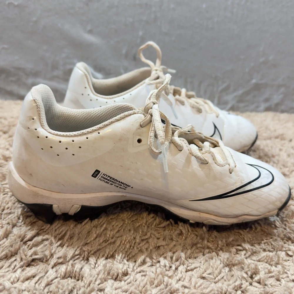 Nike hyperdiamond keystone