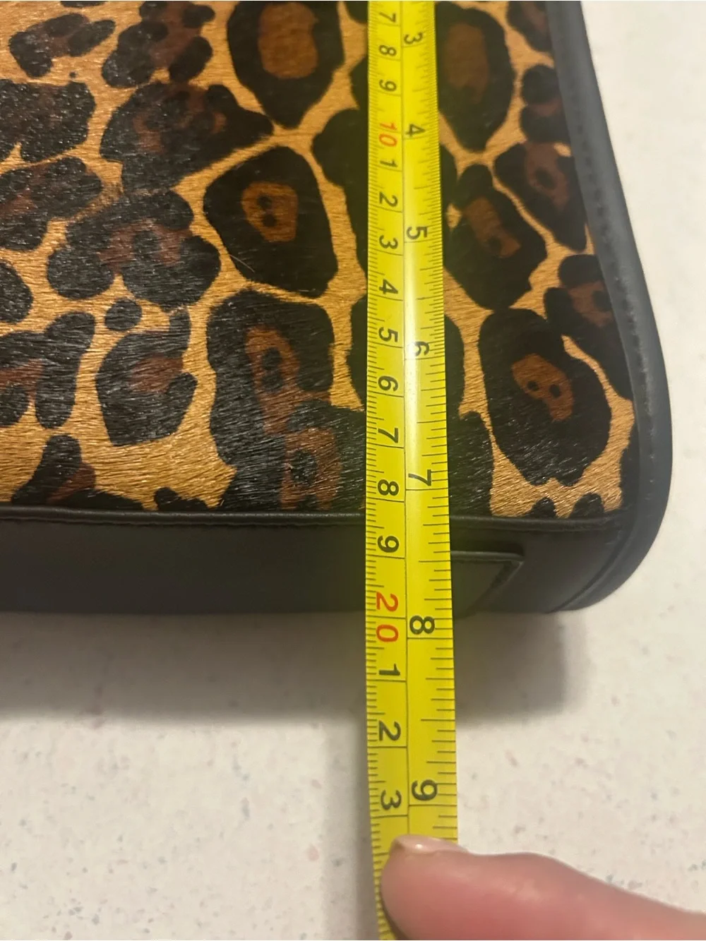 Vince Camuto stylish leopard