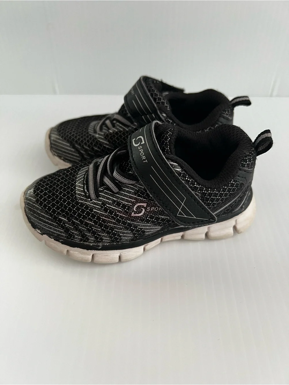 S Sport lightweight black