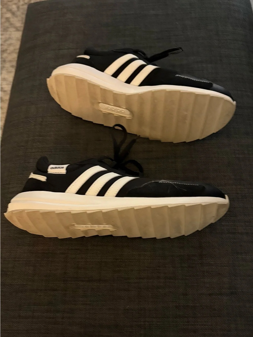 adidas woman’s low