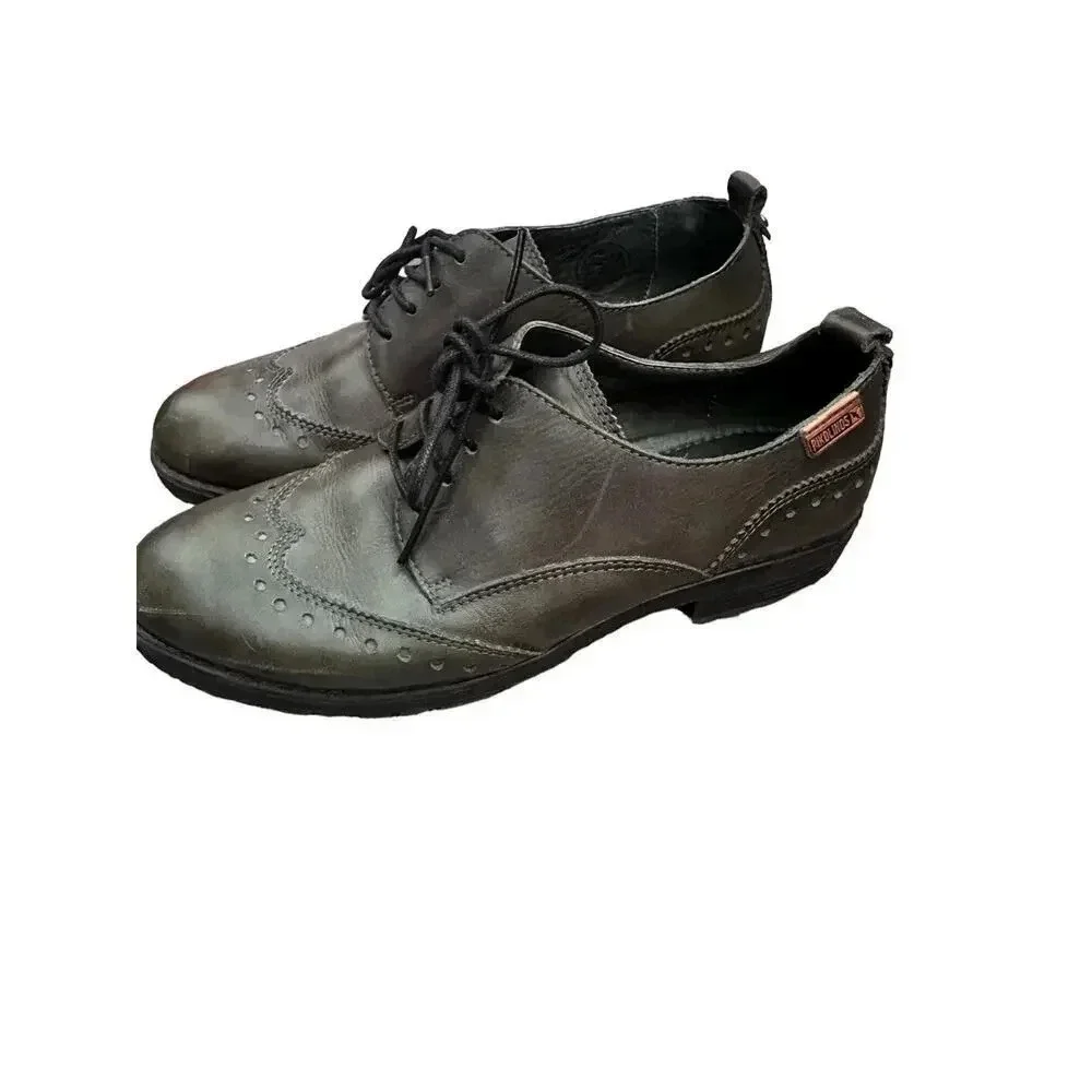 PIKOLINOS black leather