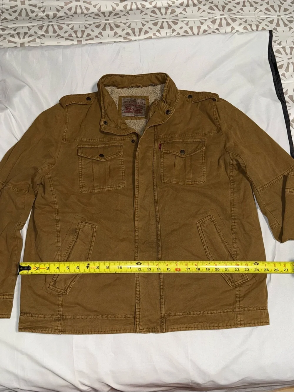 Levis levi military