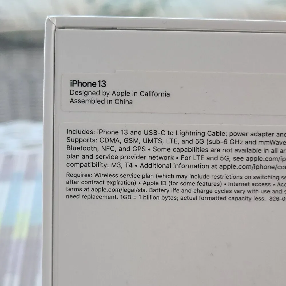 Apple empty box