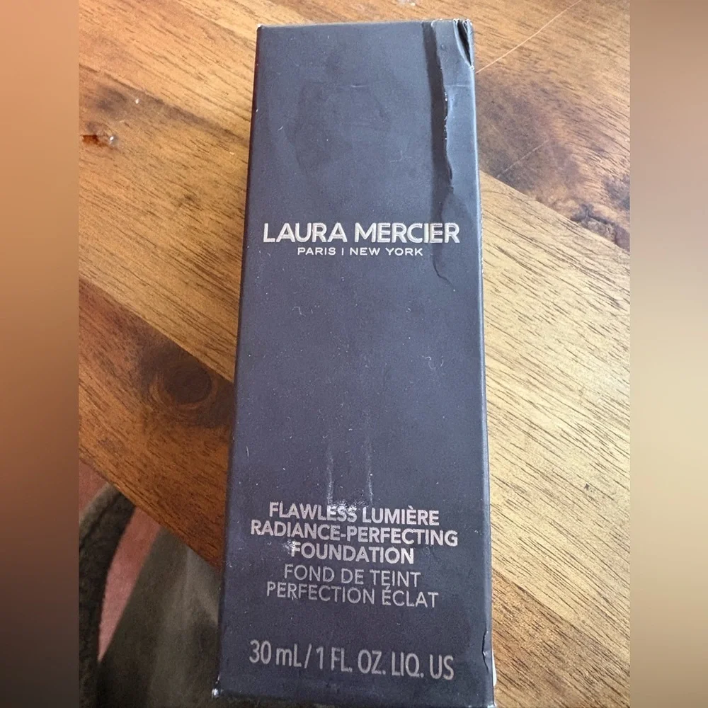 laura mercier laura mercier