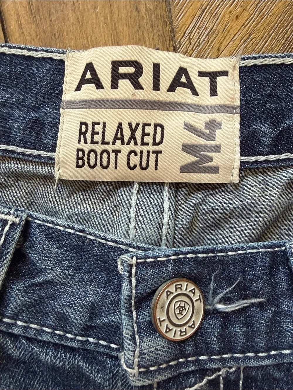 Ariat men m4