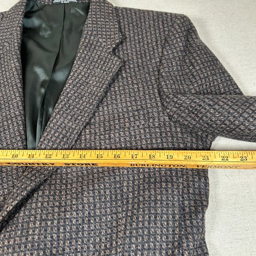 C.R. & Company winter good wool