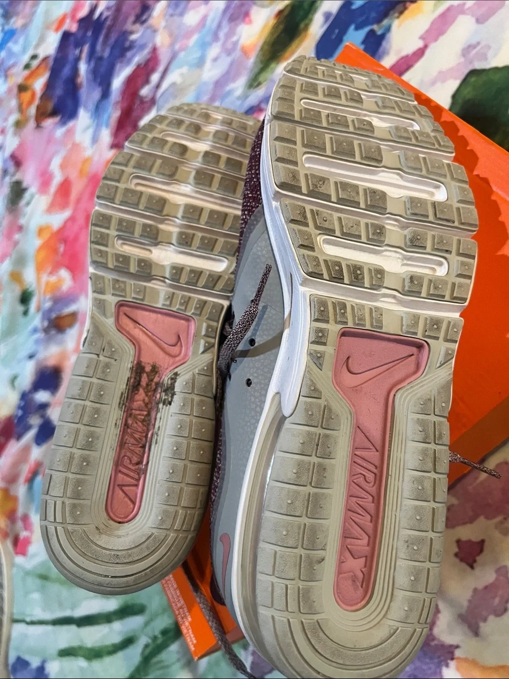Nike lightweight knit