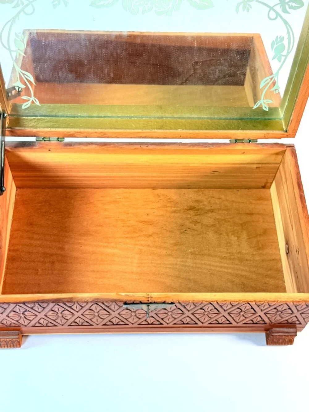 Unbranded keepsake vary