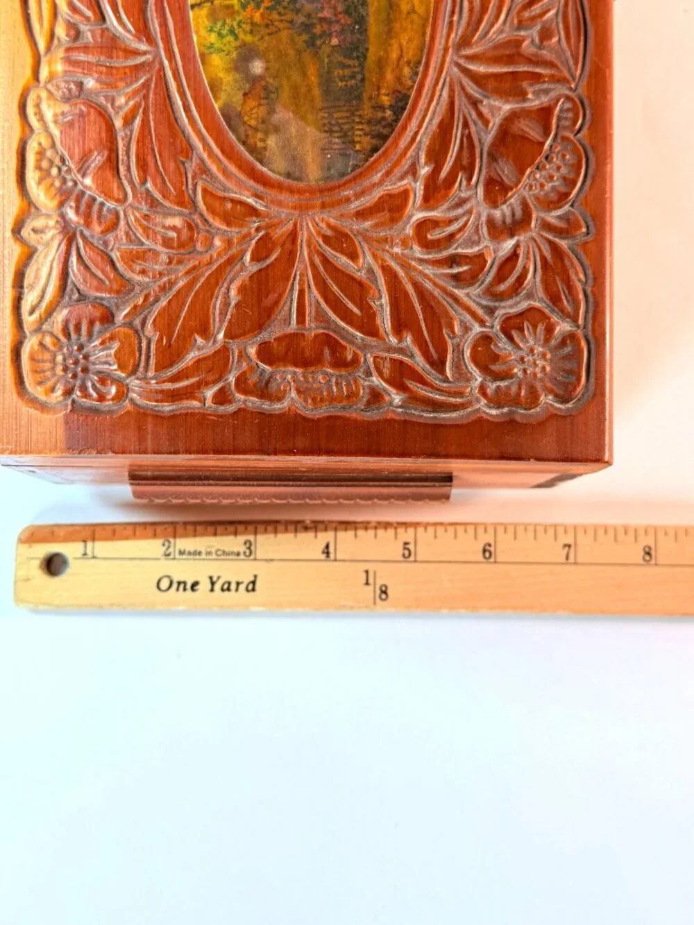 Unbranded mark footed pastoral