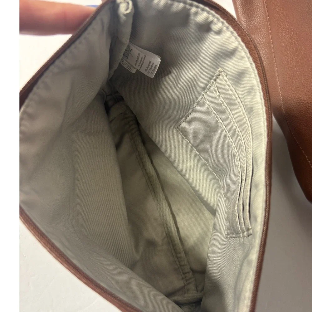 Thirty-One Around Town Tote & Tapered Pouch Set Cappuccino Smooth Pebble Vegan