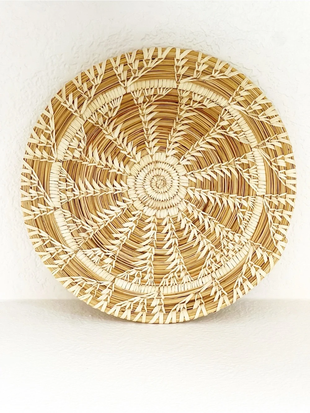 Handmade Southwestern Coiled Yucca Basket Tray Wall Plaque 12