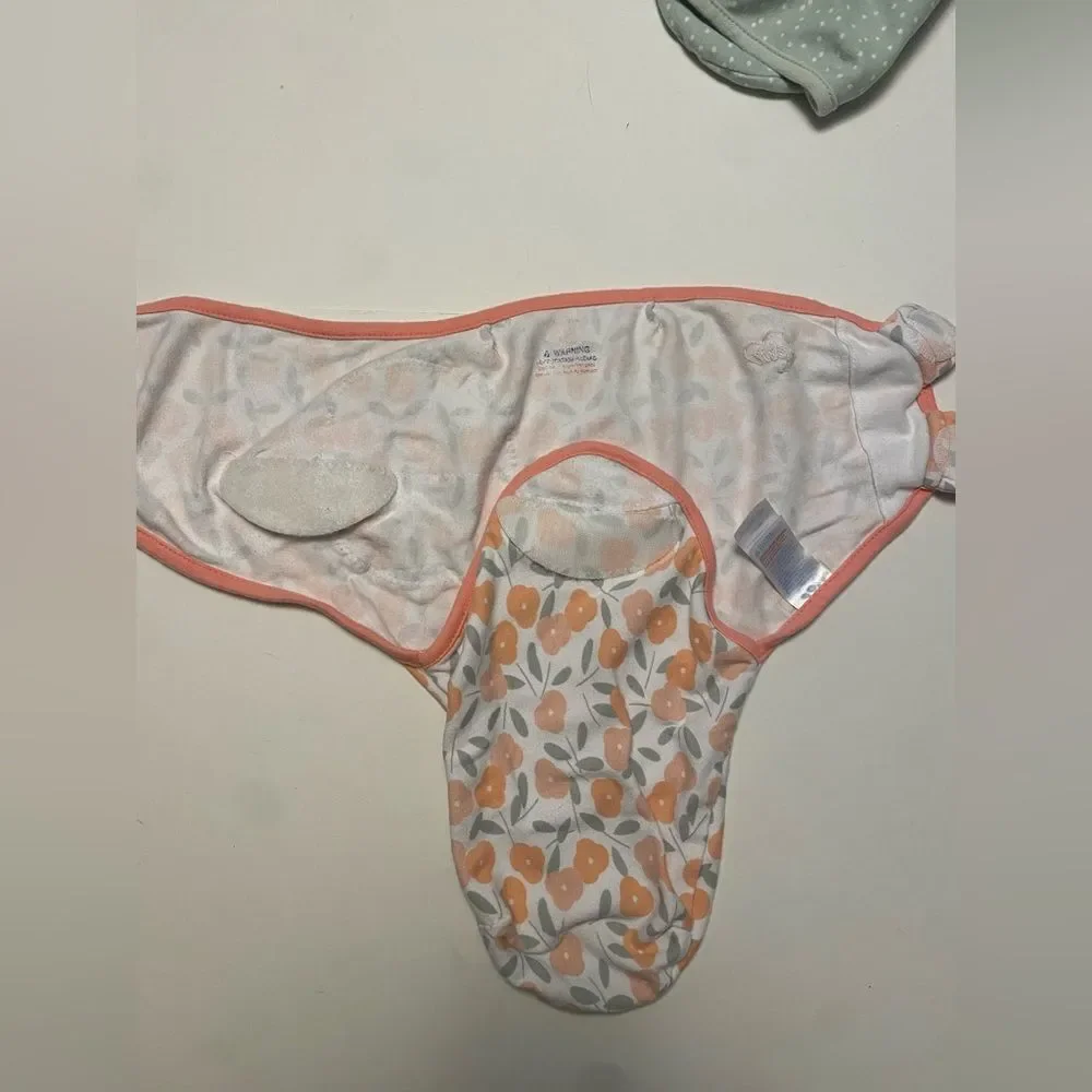 SwaddleMe keep your
