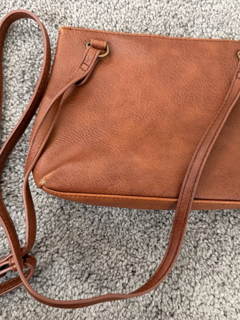Classic Brown Crossbody Bag - Leather-Effect Shoulder Purse