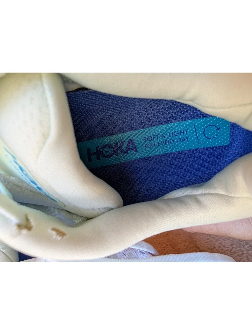 HOKA One One Clifton 8 Men's Size 8D Running Shoes White Blue Floral Print...