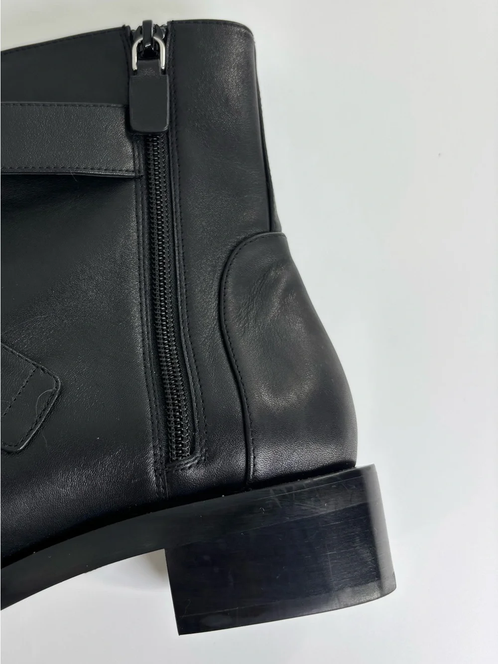 Stuart Weitzman Ryder boots 9 black Geo Buckle Pearl Crystal
