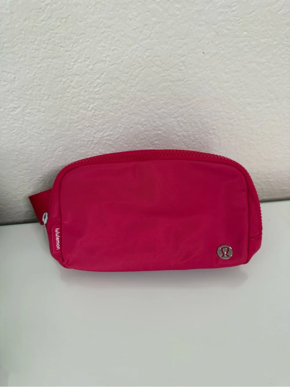 lululemon Belt bag - Cherry Mist