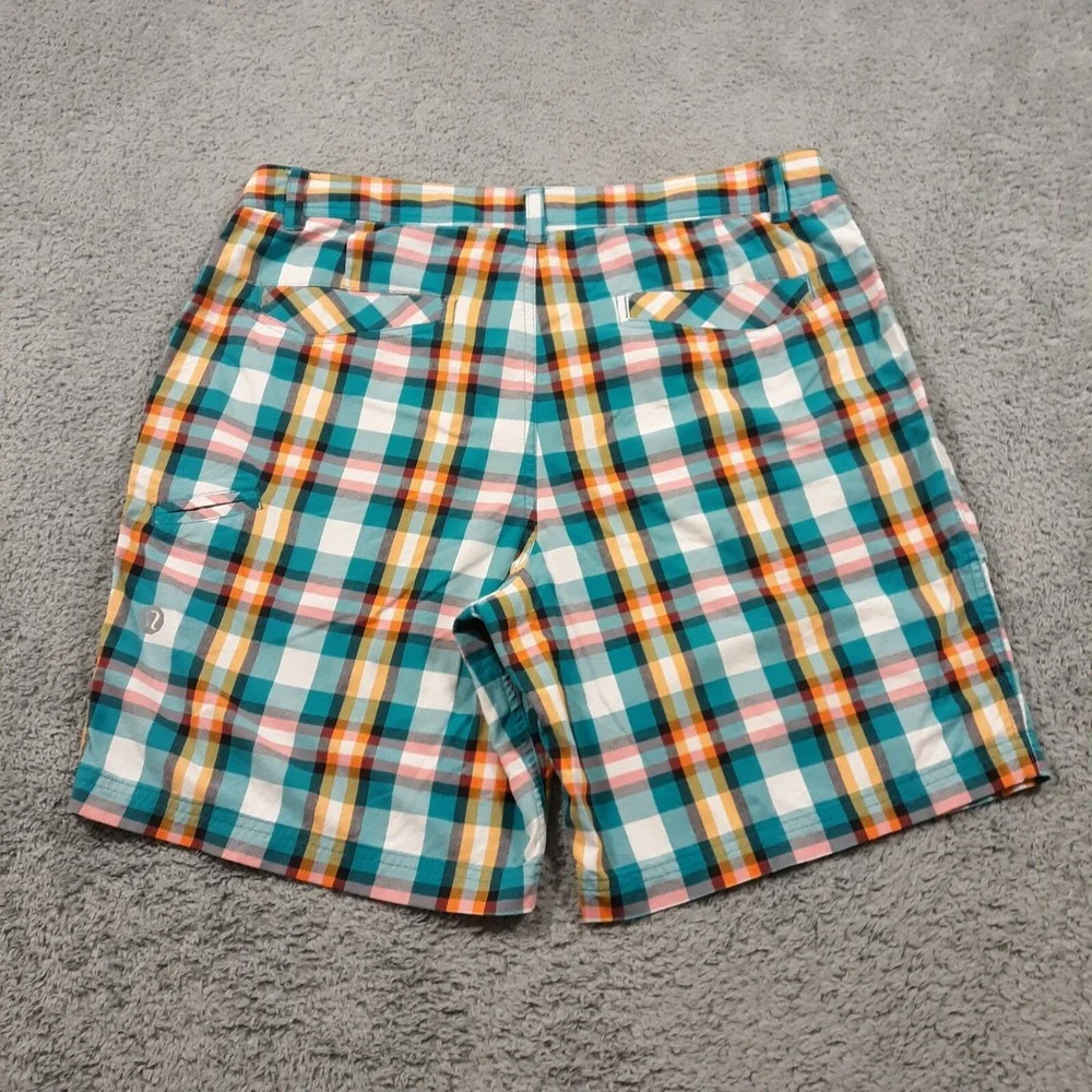 Lululemon Kahuna Shorts Mens Size 36 x 8 Plaid Multicolor Flat Front Casual