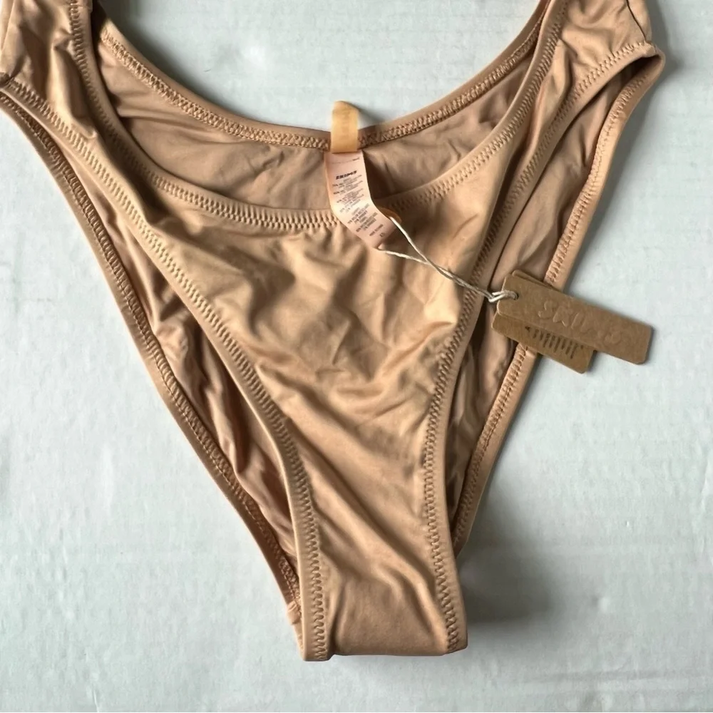 SKIMS nwt swim