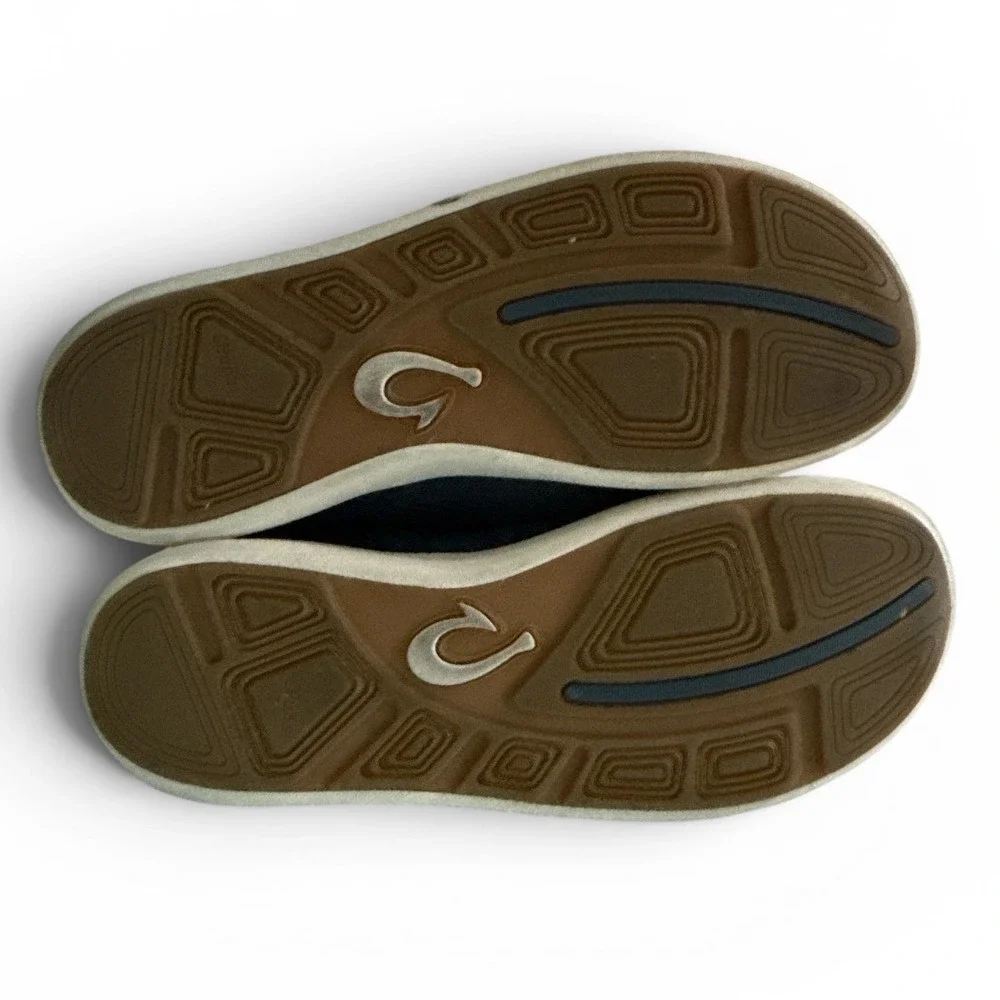 OluKai contrasting shoes laces
