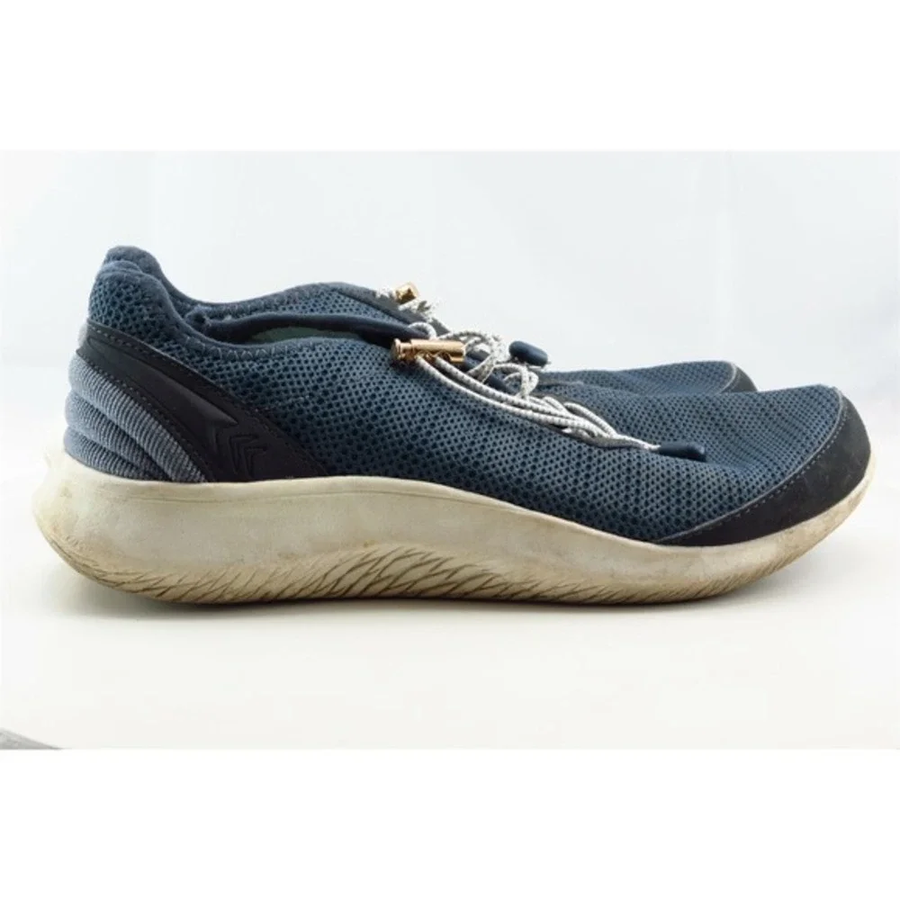 Dr. Scholls welcome shoe