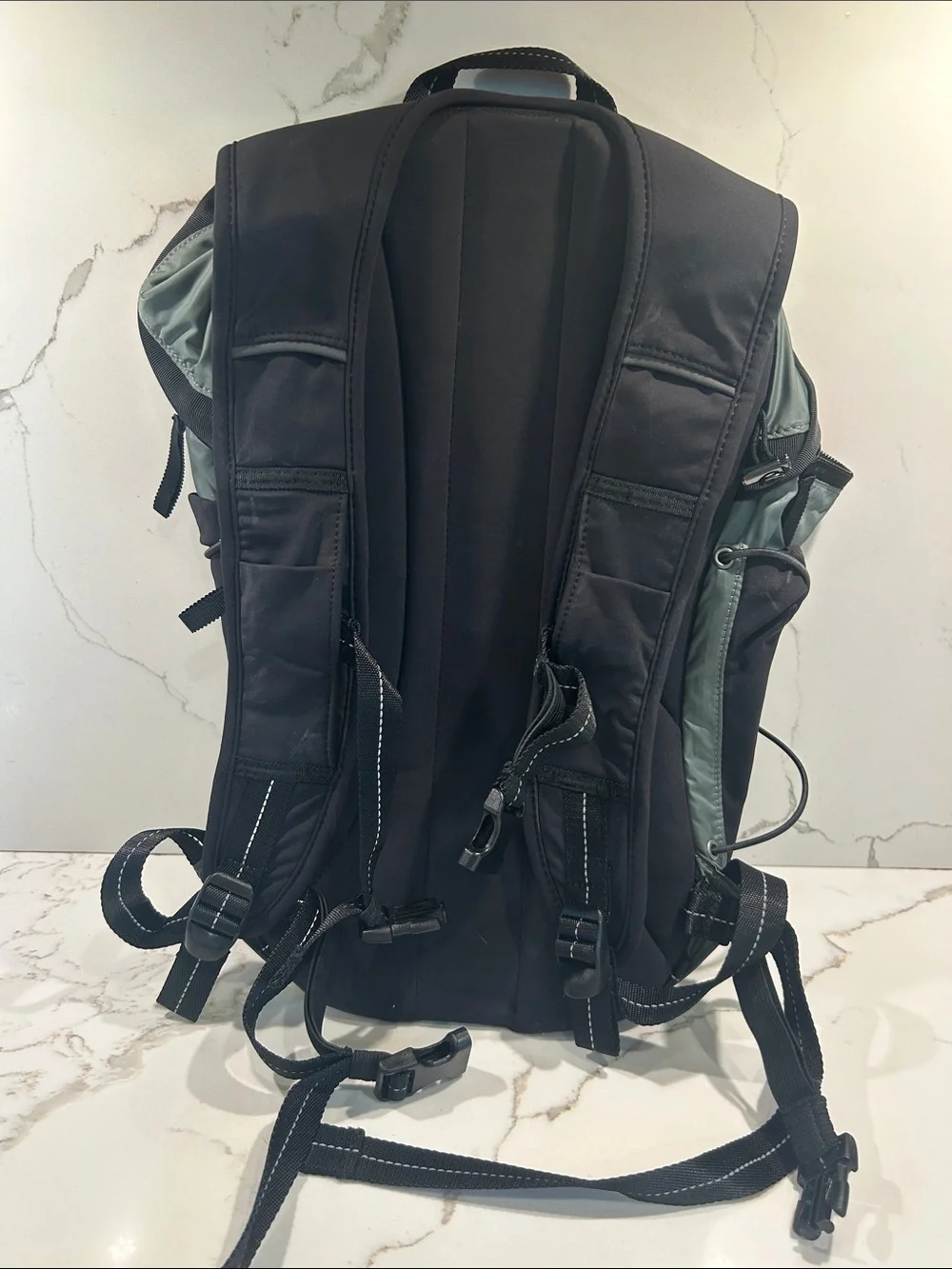 lululemon athletica sleek everyday