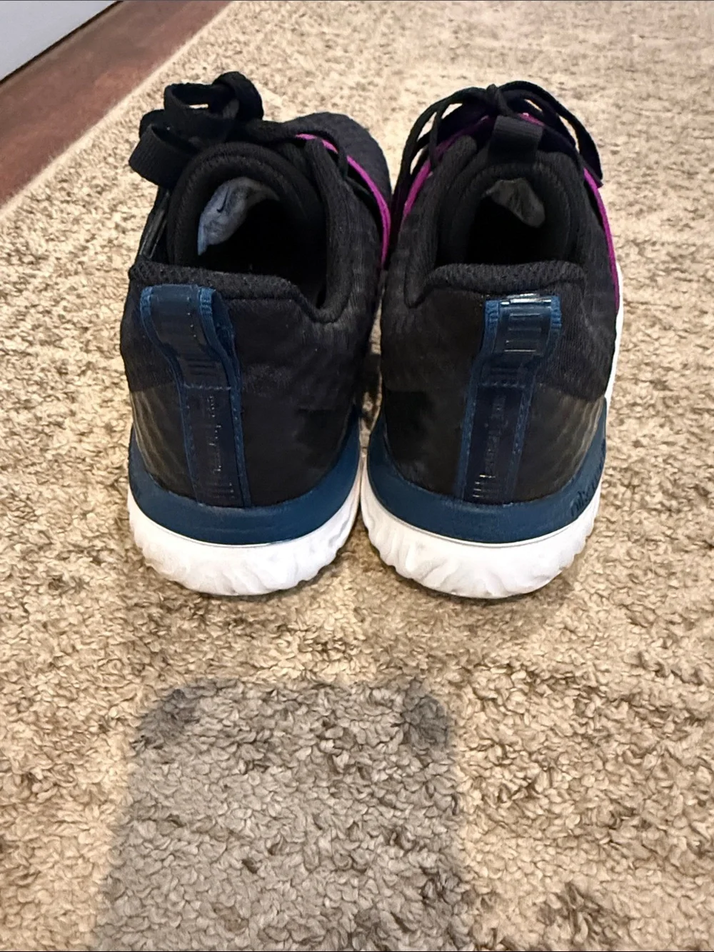 Nike lightweight trainers